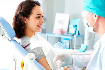 Почему стоматолога нужно посещать раз в полгода?